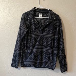 Cinch fleece pullover